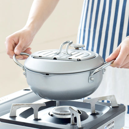 From Searing to Simmering - Meet Your New Go-To Kitchen Pot. Elevate Your Culinary Skills with Quality Cookware. Buy Today